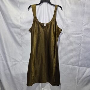 Windlar 2X Gold Sleeveless Nightgown